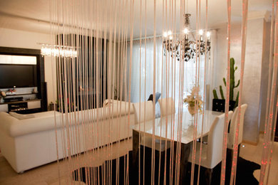 Design ideas for a modern dining room in Bologna.