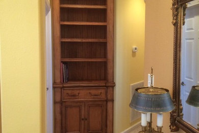 Arts and crafts entryway photo in Other