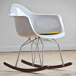 Diamond Arm Rockchair - Dining Chairs