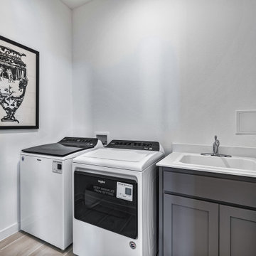 Edgewater in Fate, TX // Bells 4103 Floorplan // Shaddock Homes