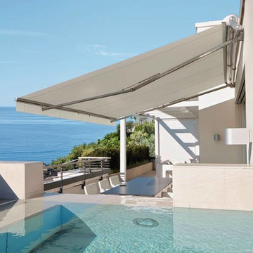 Arredamento garden bordo piscina