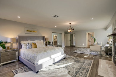Transitional home design in Los Angeles.