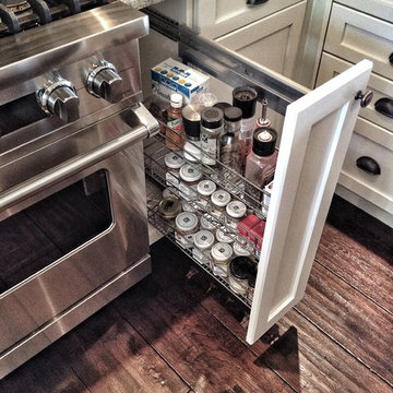 White Shaker Country Kitchen