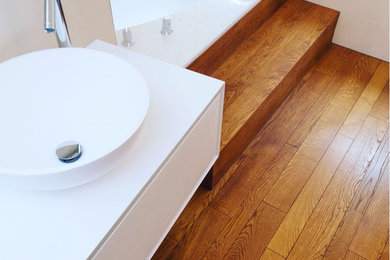 Bagno in parquet appartamenti privati