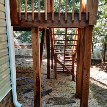 Deck Pressure Washing & Staining