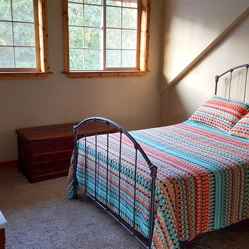 Barn Style Guest House with Garage