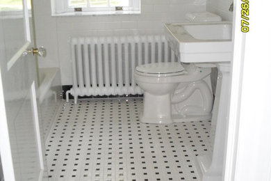 Bathroom - traditional bathroom idea in Philadelphia