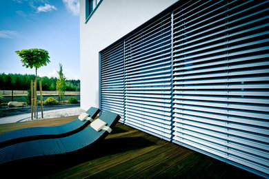 Mittelgroße Moderne Terrasse in Berlin