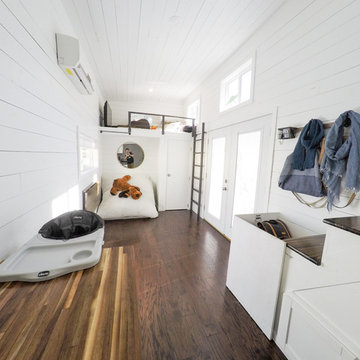 Tiny House Family
