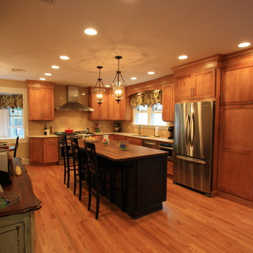 Verona NJ Transitional Kitchen Maple Stained and Glazed -Granite and Wood Tops