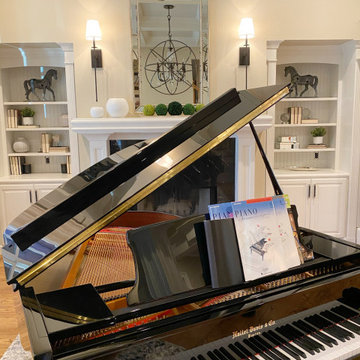 Decor & Design Piano room Marietta