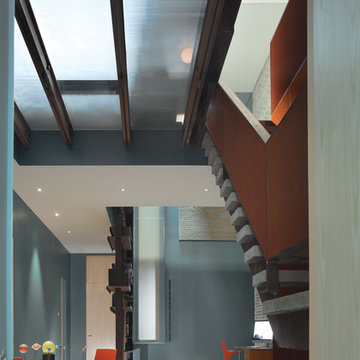 Inverted Warehouse/Townhouse