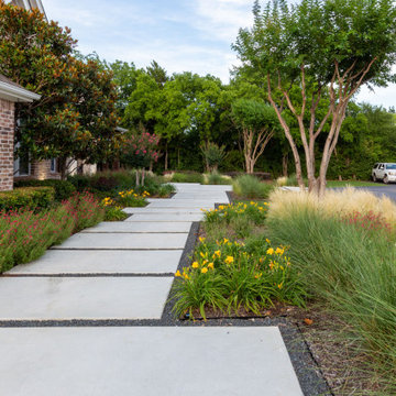 TRANSITIONAL | FOREST VISTA - CURB APPEAL