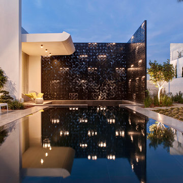 The Dynamic House