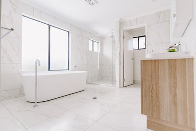 Photo of a bathroom in Sunshine Coast.