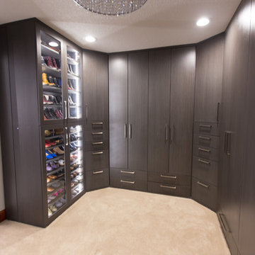 Contemporary Closet Design