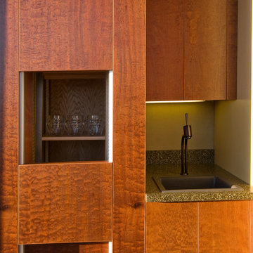 Houzz Tour: Building Up to a View in Berkeley