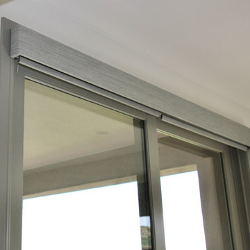 Roller shades-screen, light filtering, room darkening