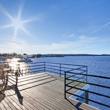 Discreet Waterfront