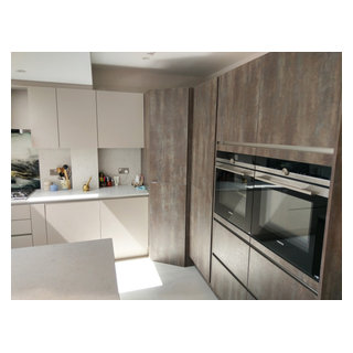 Minimalist kitchen in Harrow, London by Kudos Interior Designs ...