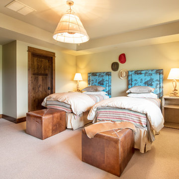 Black Bull Rustic Mountain Home