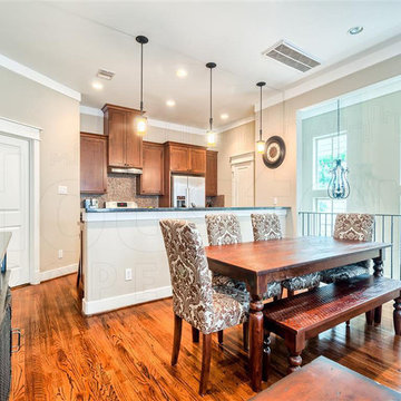Houston Properties, Rice Military, 227 Knox, Houston 77007