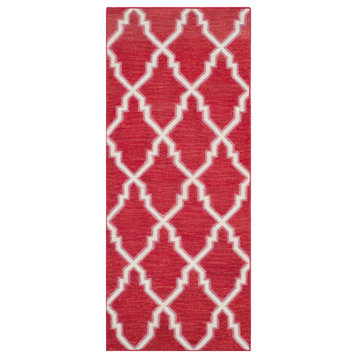 Safavieh Dhurries Collection DHU564 Rug, Red/Ivory, 2'6"x6'