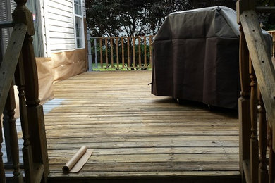 Deck Staining (Before and After Pics)