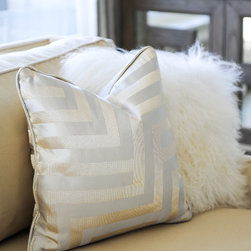 Eagle Mountain - Decorative Pillows