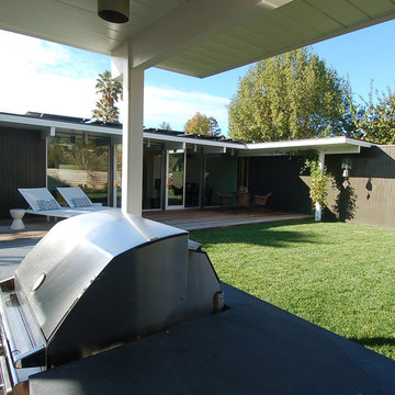 Las Ovejas Eichler Reconstruction + Addition