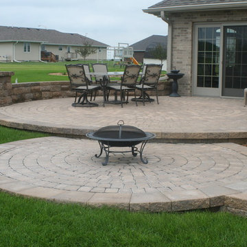 Multi-Level Patio - Laurel, NE