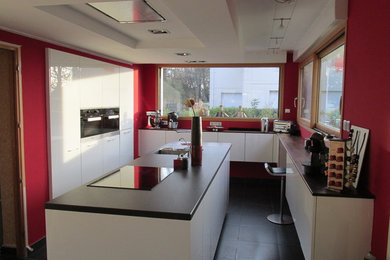 Inspiration pour une cuisine minimaliste.