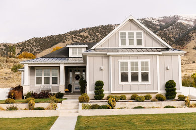 Example of an exterior home design in Salt Lake City
