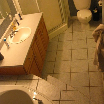 Master Bathroom/change room