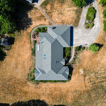 Eye-Catching Home and Shop in Kent, Washington