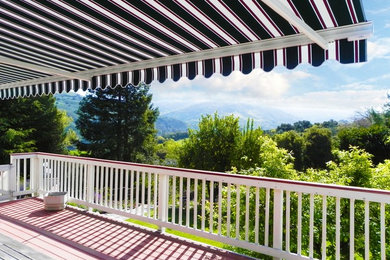 Elegant patio photo in San Francisco
