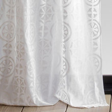 drapes