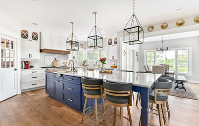 9 Stylish New Kitchens With Island Features Worth Considering