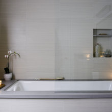 fixed glass panel on tub