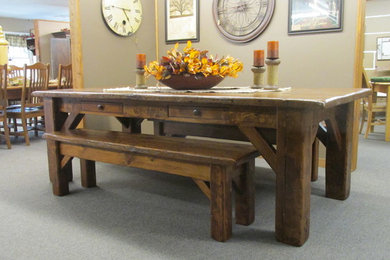 Example of a large mountain style kitchen/dining room combo design in Cedar Rapids