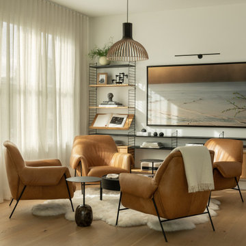 A Cozy Conversation Room
