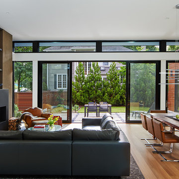 Corner Courtyard Residence