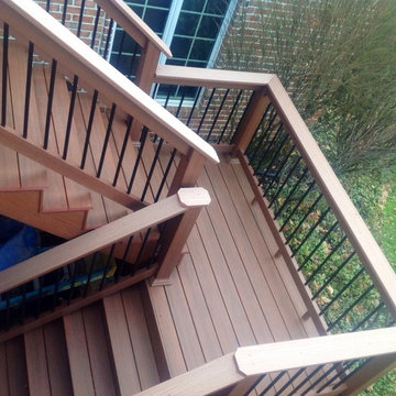 Timbertech Pacific Rosewood Decking with Timbertech BuildeRail Redwood