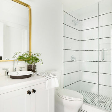 Shady Beach House | New Construction and Decorating