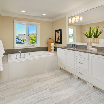 Master Suite Bathroom