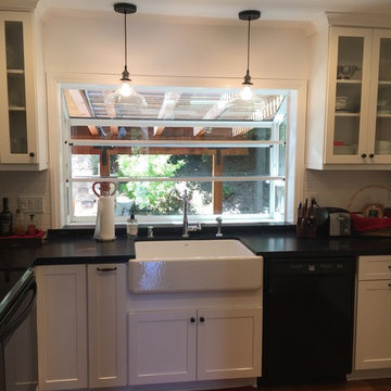 Cute Kitchen in Anaheim
