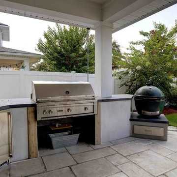 Jacksonville Beach Contemporary Backyard