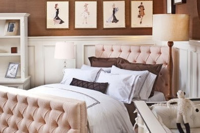 Inspiration for a timeless girl kids' bedroom remodel in Boston