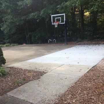 Jason T's Pro Dunk Gold Basketball System on a 39x25 in Raleigh, NC