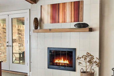 Example of a transitional living room design in Dallas